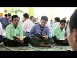 الشيخ فهد الكندري في أندونيسيا Traveler with the Quran Indonesia