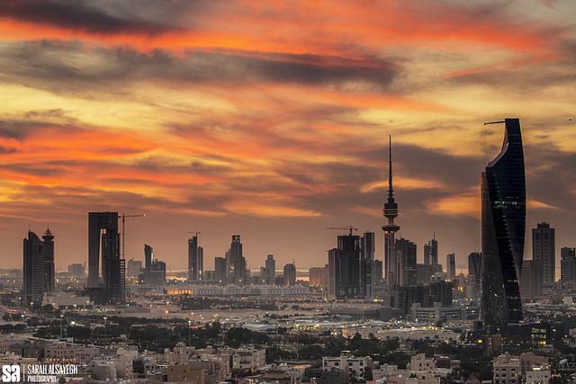 صور لمغيب الشمس لمدينة الكويت