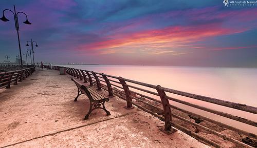 بعدسة منصور الخليفه Near the beach by Mansour Khalifah