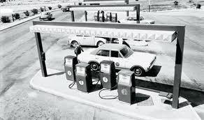 صوره قديمة لمحطة وقود Old Petrol Station in Kuwait