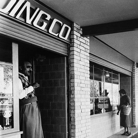 Old photos of Ahmadi Shops